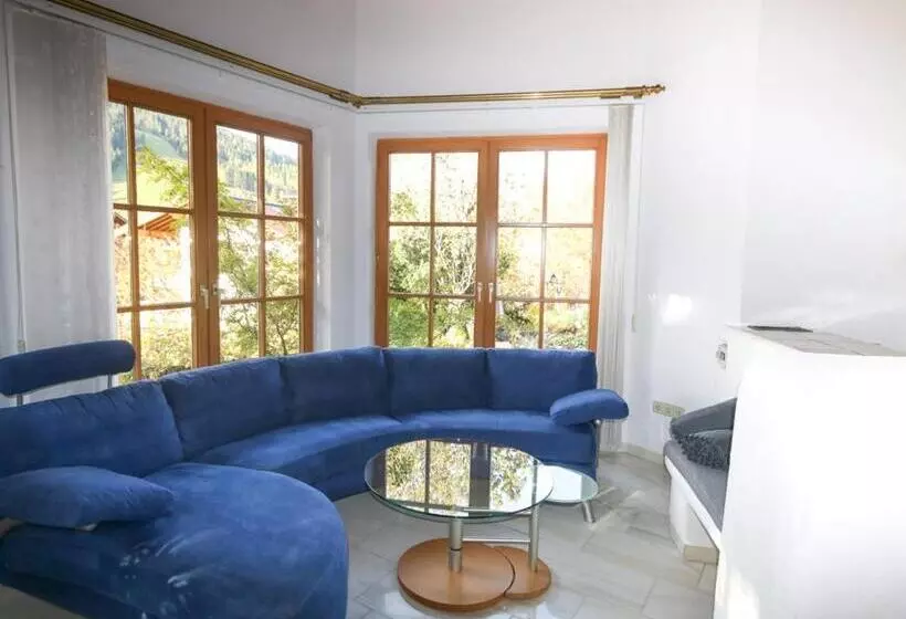 Kia Ora Hotel Restaurant