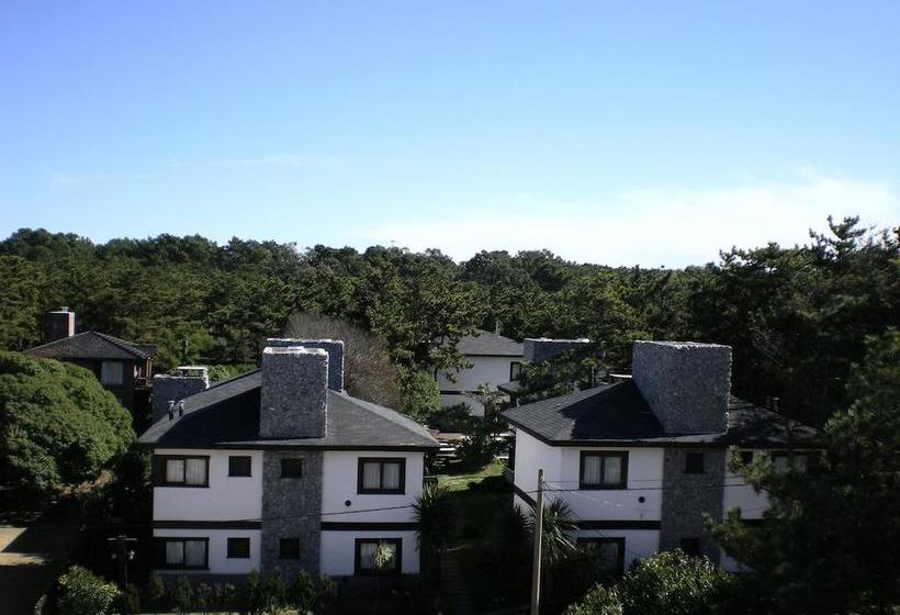 استراحتگاه Careyes Villa De Mar & Spa