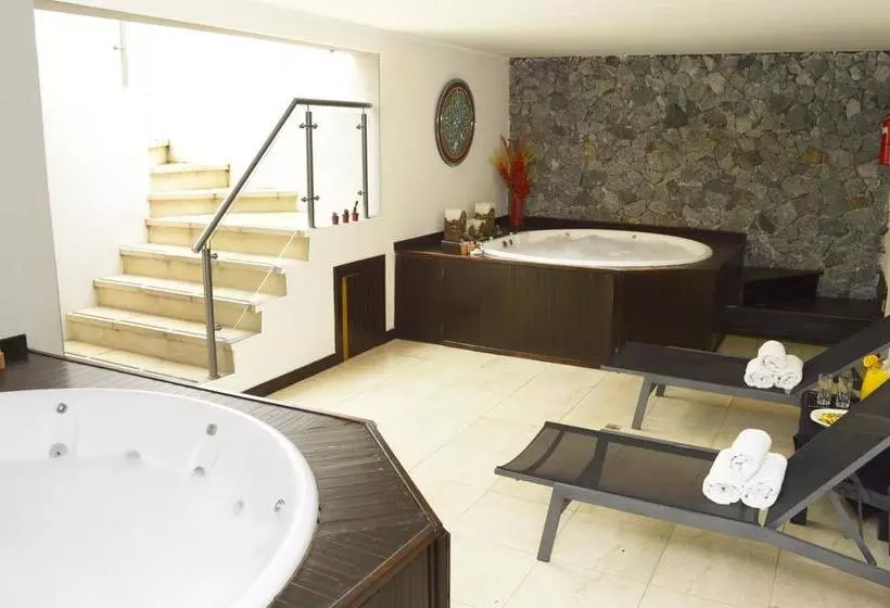 Lomakeskus Careyes Villa De Mar & Spa