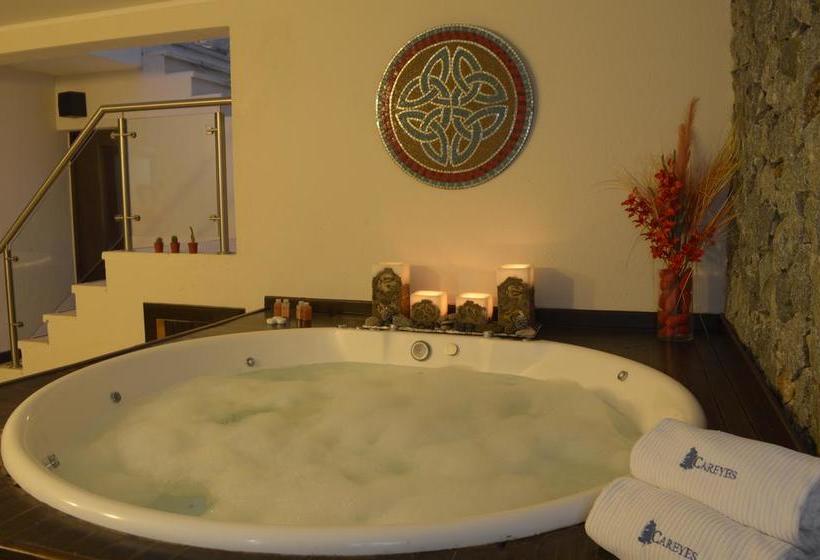 استراحتگاه Careyes Villa De Mar & Spa