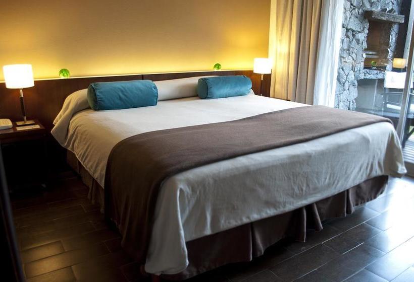 استراحتگاه Careyes Villa De Mar & Spa