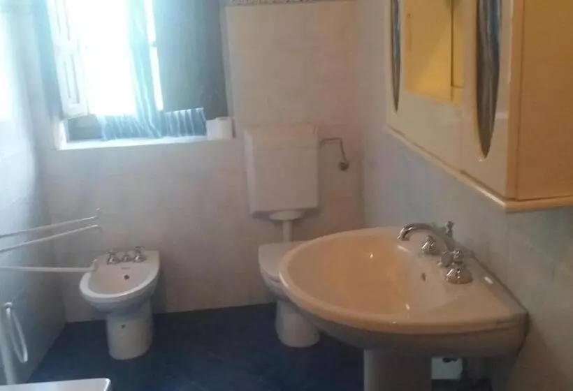 Aamiaismajoitus (B&B) Azzurre Beb