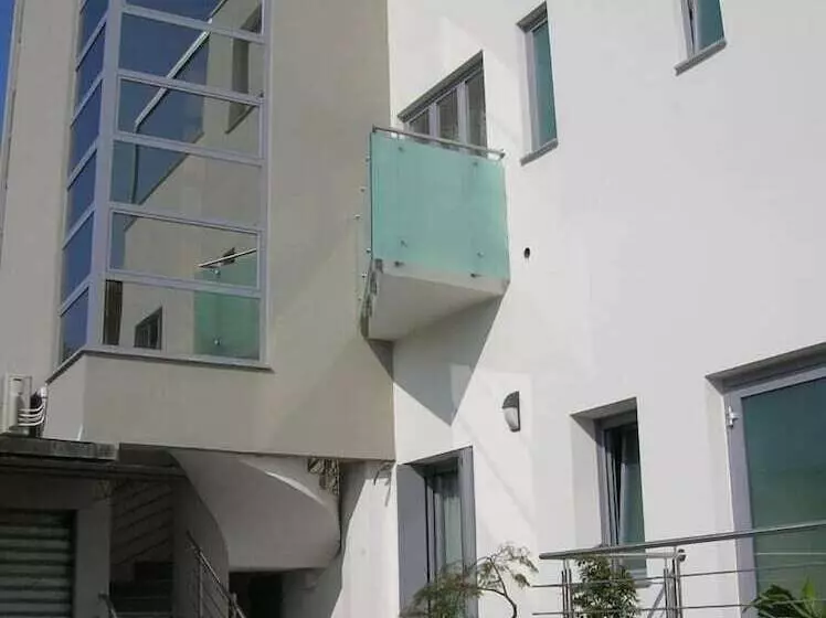 Aamiaismajoitus (B&B) Be Home Fiera