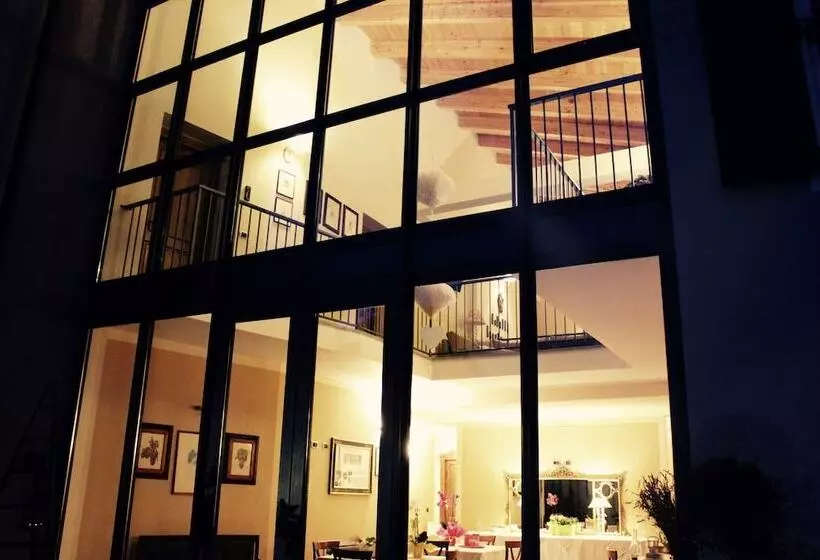 ベッドアンドブレックファースト Cascina Castagneto