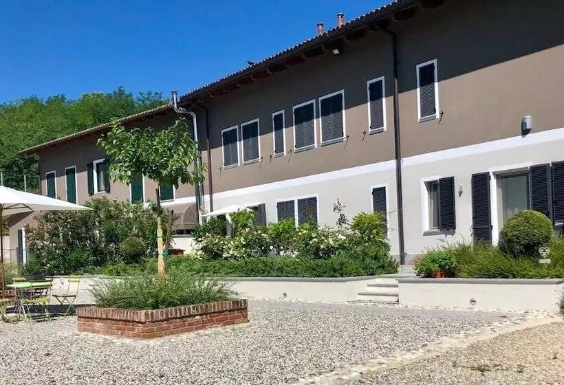 ベッドアンドブレックファースト Cascina Castagneto