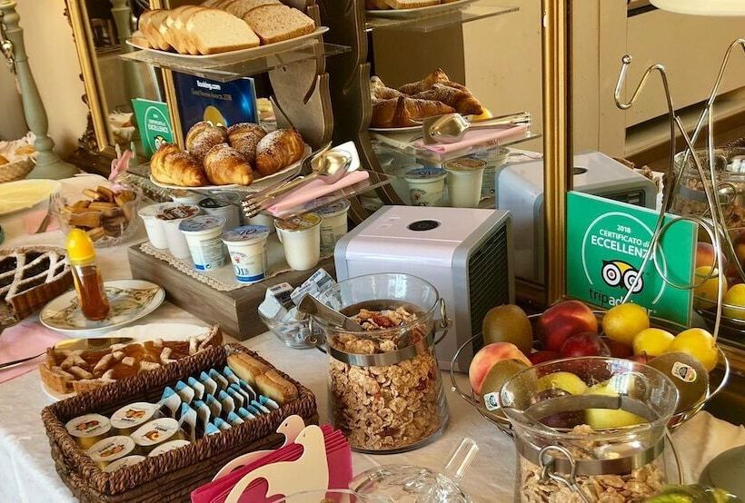 민박 Cascina Castagneto