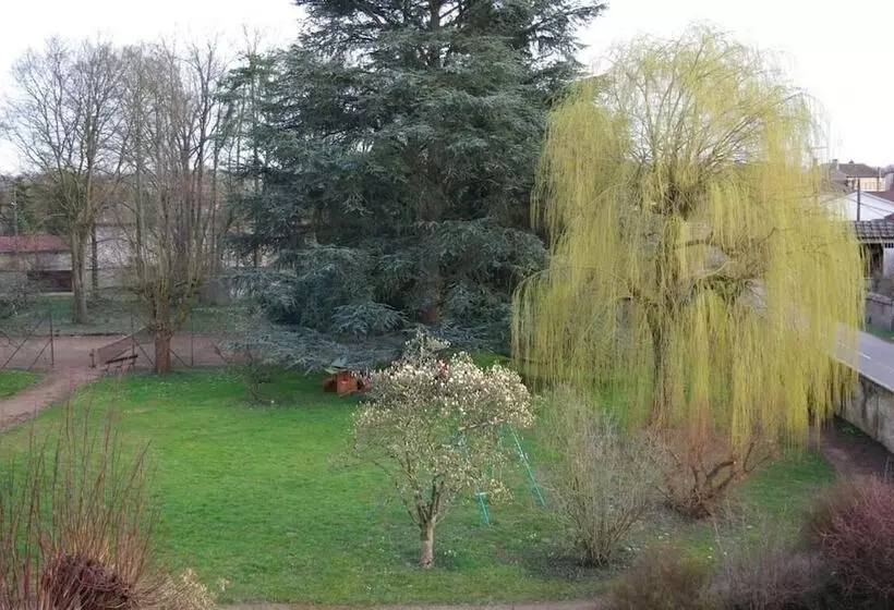 Aamiaismajoitus (B&B) Le Clos Des Tanneurs