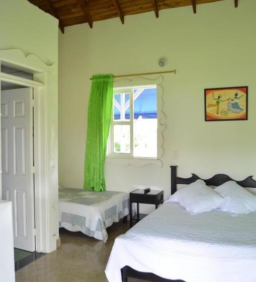 Отель Finca Azulinas