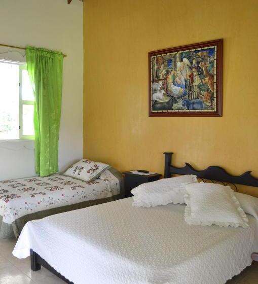 Отель Finca Azulinas