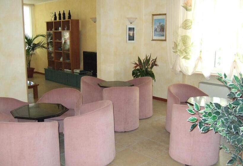 호텔 Albergo Elvira