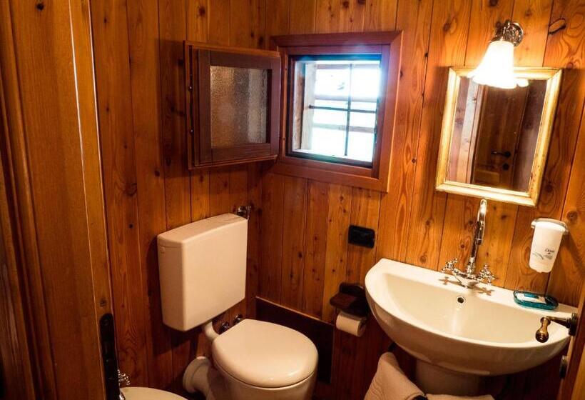 فندق Albergo Montagna Di Luce