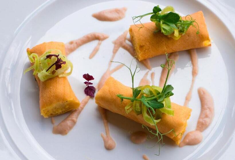 فندق Albergo Montagna Di Luce