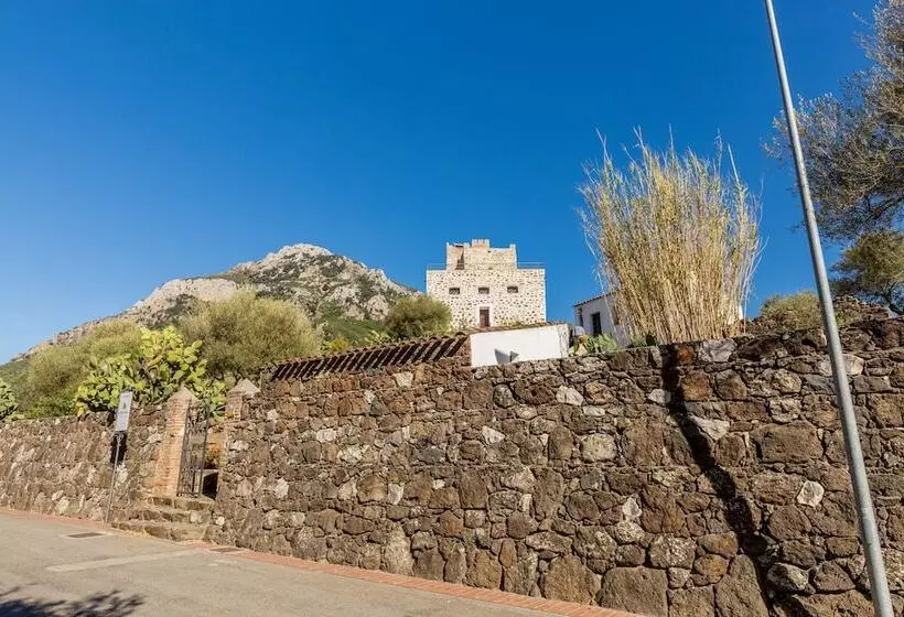 Hotelli Castello Malicas