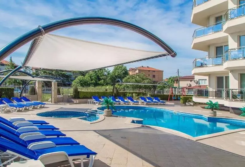 Family Hotel Adena