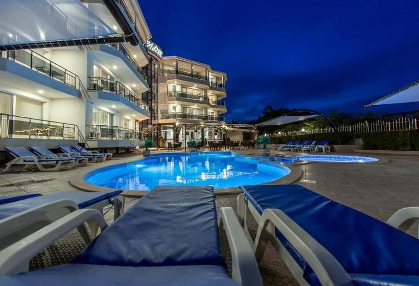 Family Hotel Adena