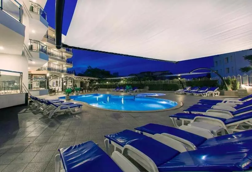 Family Hotel Adena