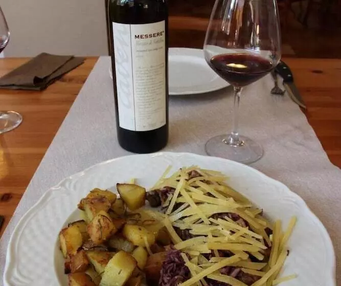 Hotelli Albergo Valle Del Bitto