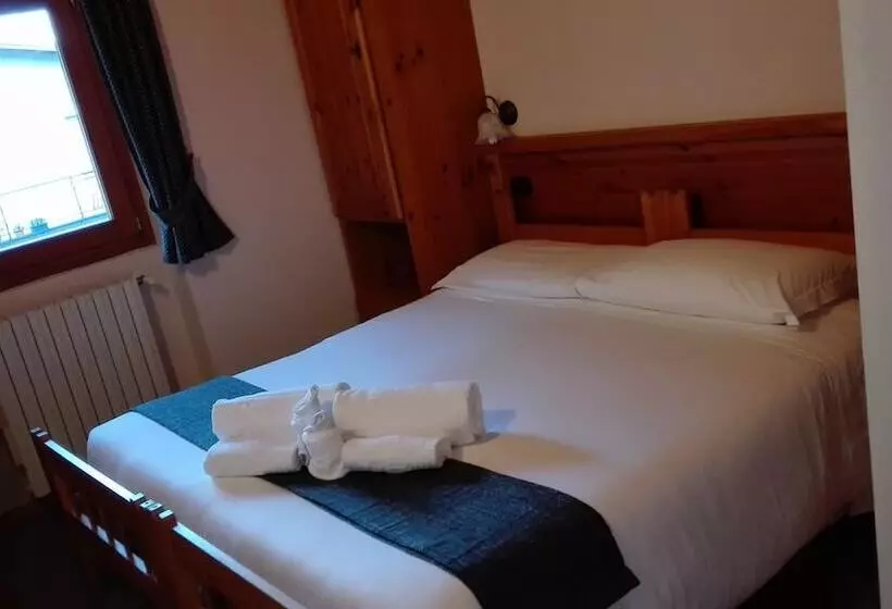 Hotelli Albergo Valle Del Bitto