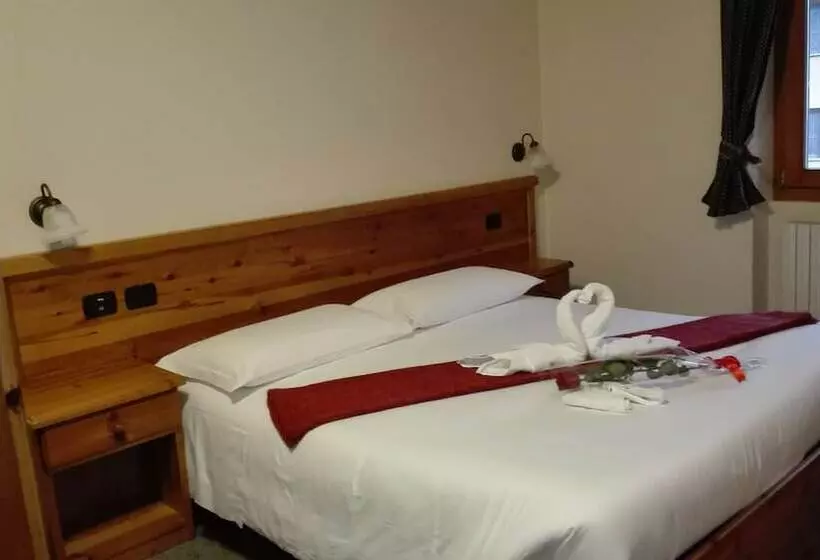 Hotelli Albergo Valle Del Bitto