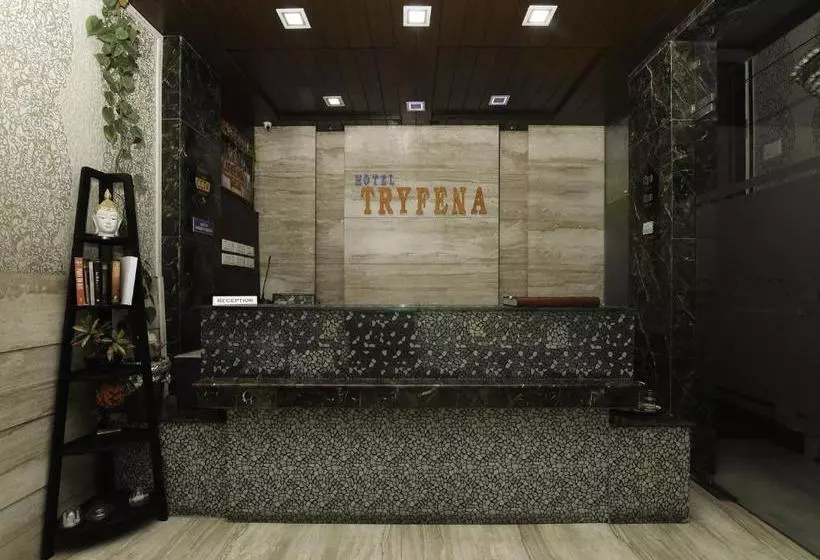 ホテル Tryfena