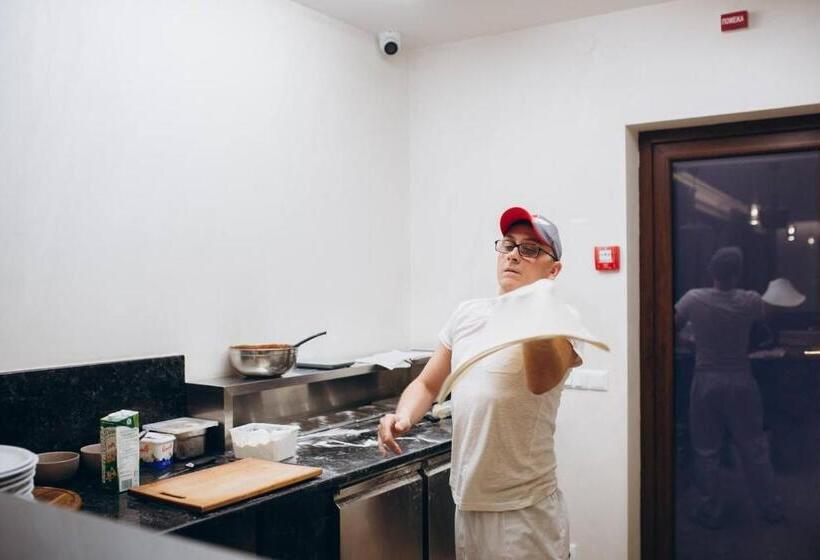 فندق Villa Leku Spa Resort