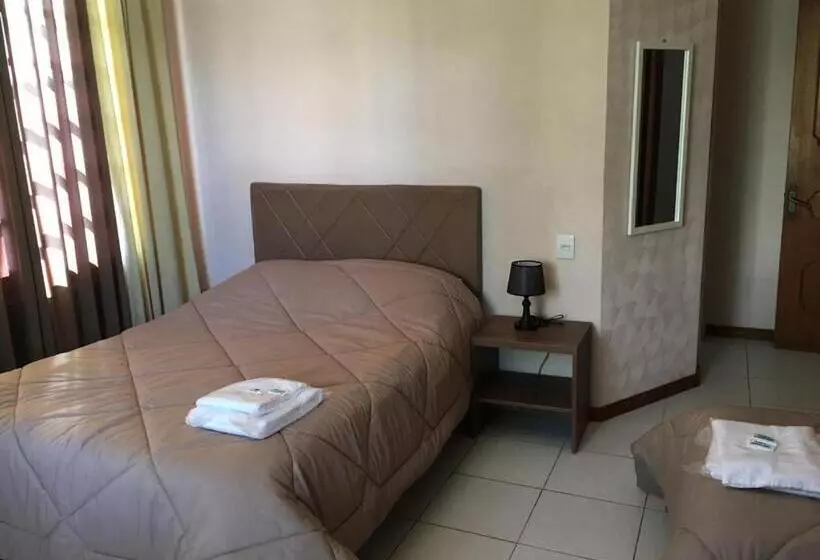 ホテル Villa Souza Ltda