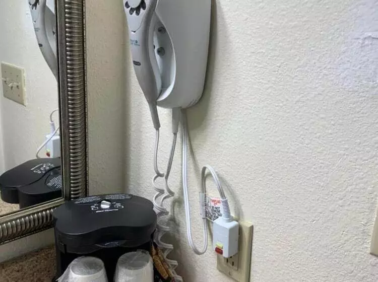 Motelli Blackwater Inn