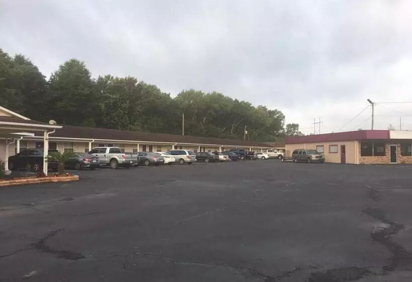 Motelli Blackwater Inn