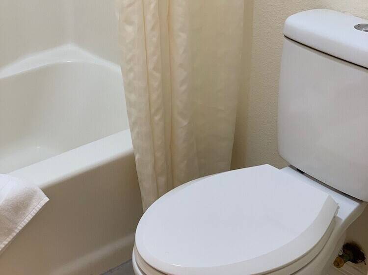 מוטל Blackwater Inn