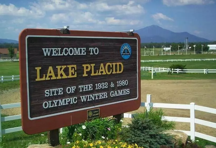 Motelli Carriage House Motor Inn