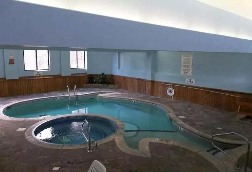 Motelli Carriage House Motor Inn