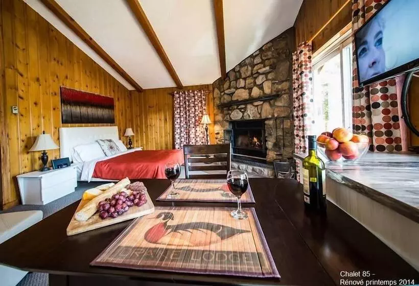 リゾートホテル Chalets Lac à La Truite