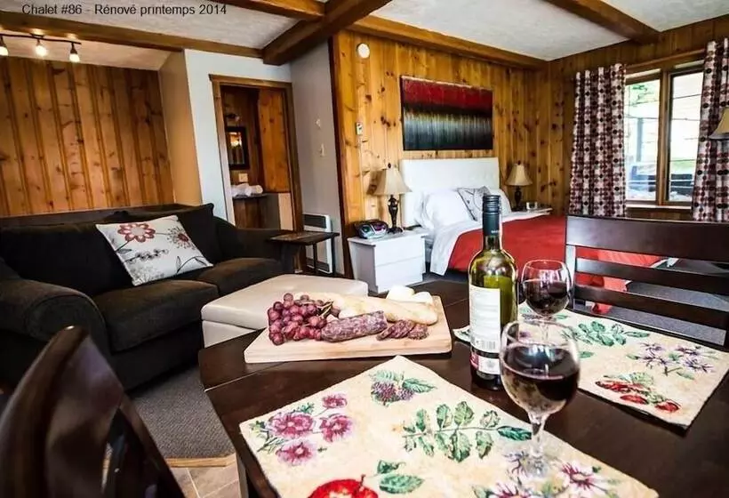 リゾートホテル Chalets Lac à La Truite