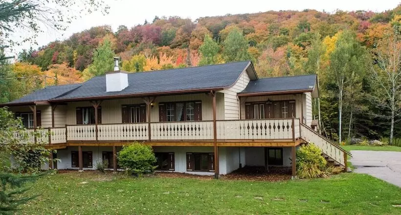 リゾートホテル Chalets Lac à La Truite