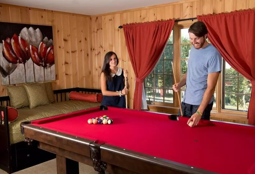 リゾートホテル Chalets Lac à La Truite