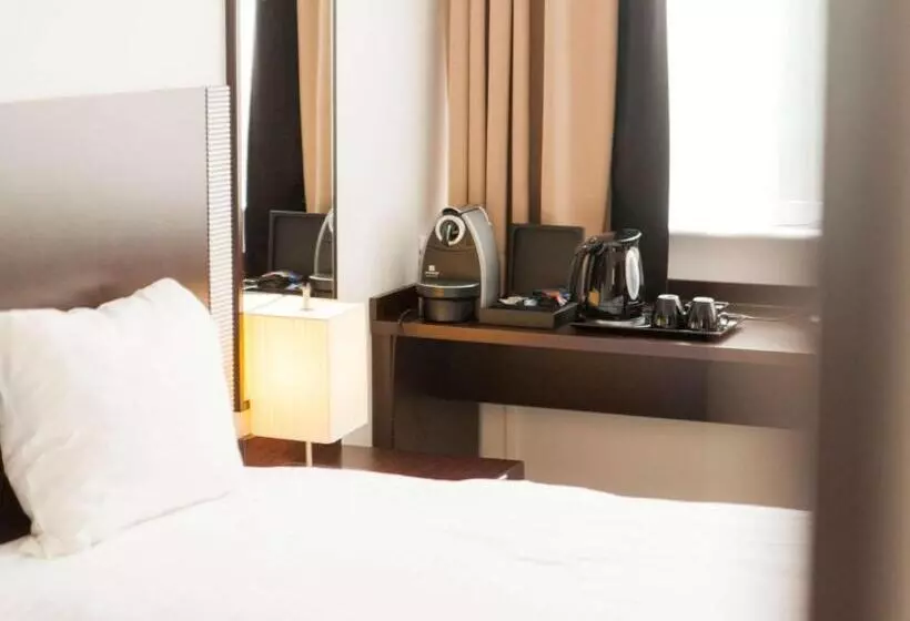 هتل Des Colonies Brussels by Mercure