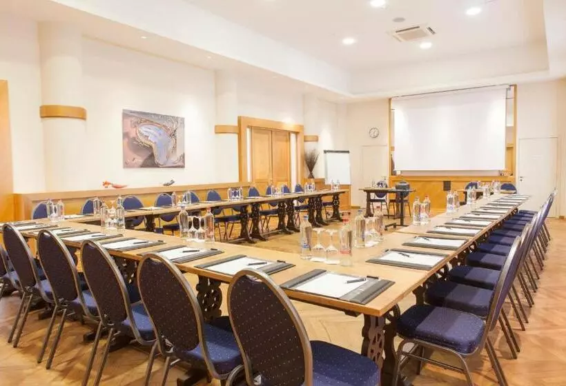 هتل Des Colonies Brussels by Mercure