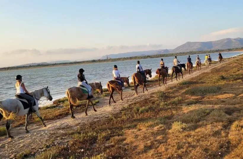 B&b Domus De Janas Gonnesa