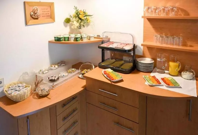 تختخواب و صبحانه Pension Seiwald In Kötschach