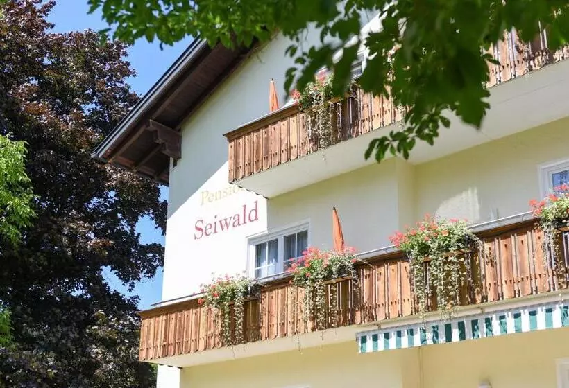 تختخواب و صبحانه Pension Seiwald In Kötschach