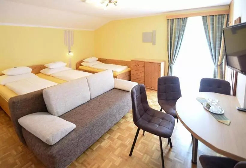 تختخواب و صبحانه Pension Seiwald In Kötschach