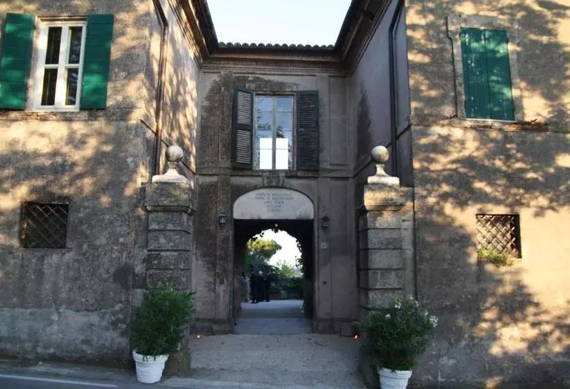 Bed and Breakfast Villa Malacari