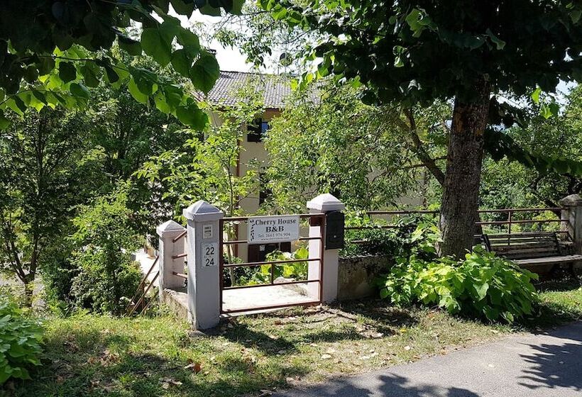 Cherry House B&b