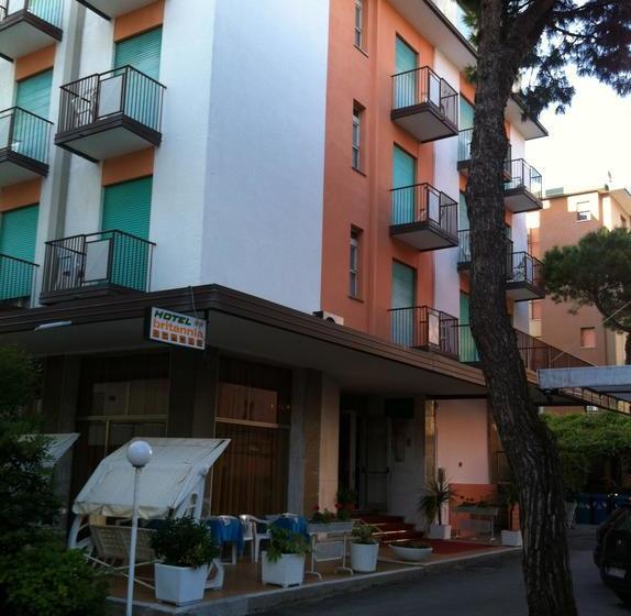 בית מלון כפרי Britannia