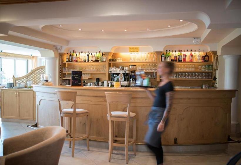 בית מלון כפרי Eichenhof