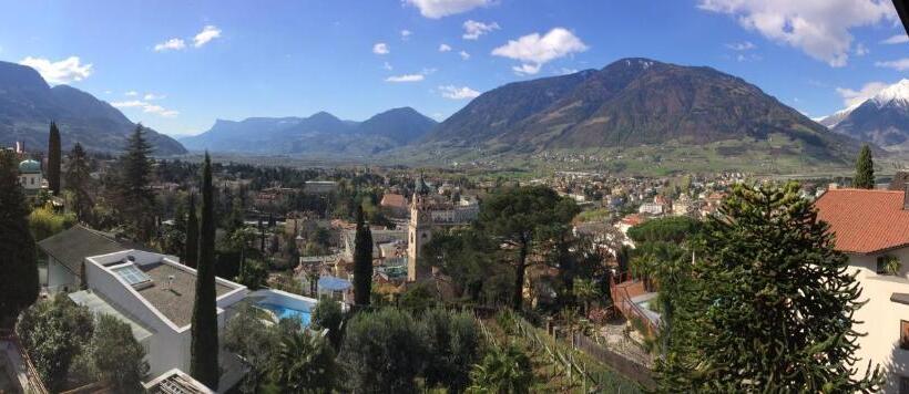 هتل Garni Hubertus