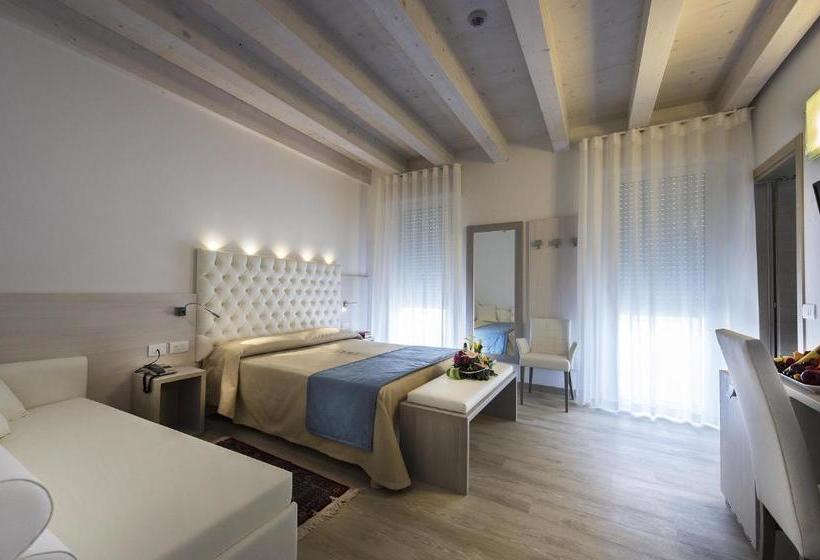 בית מלון כפרי Hollywoods