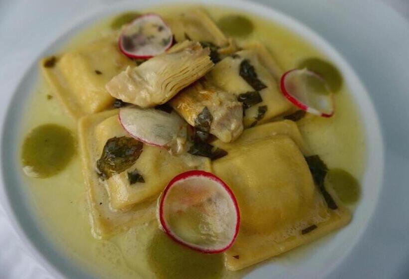 בית מלון כפרי Hollywoods