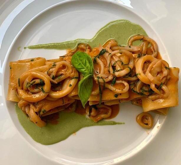 בית מלון כפרי Hollywoods