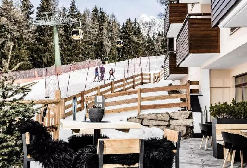 Hotel Josef Mountain Resort